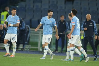 ROME, İtalya - 07.05.2022: LUIS ALBERTO (LAZIO) gol (2-0) attı ve İtalya Serisi 'nde SS LAZIO SMPDORIA GENOA ile Roma Olimpiyat Stadyumu' nda oynanan futbol karşılaşmasını kutladı..