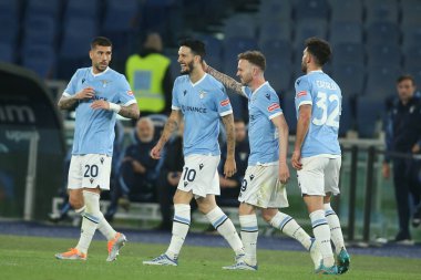 ROME, İtalya - 07.05.2022: LUIS ALBERTO (LAZIO) gol (2-0) attı ve İtalya Serisi 'nde SS LAZIO SMPDORIA GENOA ile Roma Olimpiyat Stadyumu' nda oynanan futbol karşılaşmasını kutladı..