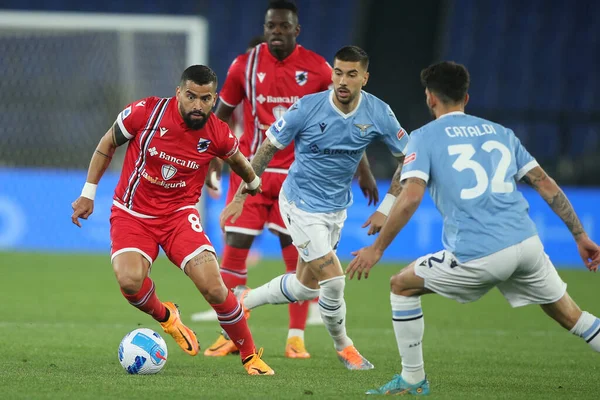 ROME, İtalya - 07.05.2022: RINCON (SAMP), ZACCAGNI (LAZIO) İtalyan Serisi sırasında eylem halindeydi..