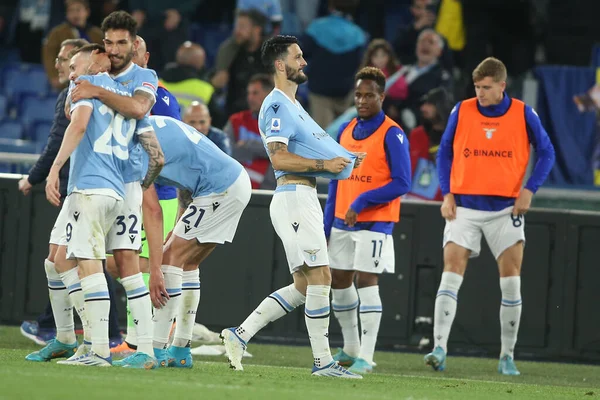 ROME, İtalya - 07.05.2022: LUIS ALBERTO (LAZIO) gol (2-0) attı ve İtalya Serisi 'nde SS LAZIO SMPDORIA GENOA ile Roma Olimpiyat Stadyumu' nda oynanan futbol karşılaşmasını kutladı..