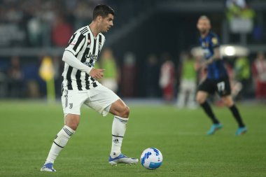 ROME, İtalya - 11.05.2022: FC JUVENTUS TURIN 'e karşı FC INTERNAZIONALE MILAN' ın Roma 'daki Olimpiyat Stadyumu' nda oynanan İtalya Kupası Finali 2022 Kupası 'nda eylem halindedir.