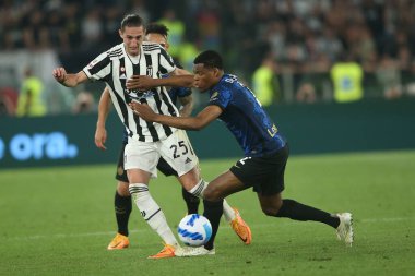 ROME, İtalya - 11.05.2022: FC JUVENTUS TURIN 'e karşı FC INTERNAZIONALE MILAN' ın Roma 'daki Olimpiyat Stadyumu' nda oynanan İtalya Kupası Finali 2022 Kupası 'nda eylem halindedir.