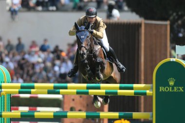 ROME, İtalya - 29.05.2022: NICOLA FHIPPAERTS Piazza di Siena - 89 CSIO ROMA 2022, ROMA ROLEX GRAND PRIX, iki tur yarışması.
