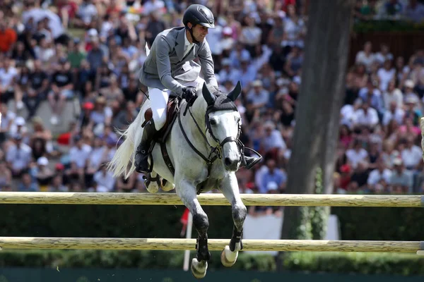 Rome Italie 2022 Christian Kukuk Ride Horse Mumbai Piazza Siena — Photo