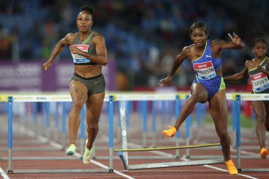 ROME, İtalya - 09.06.2022: CAMACHO-QUINN Jasmine (PUR) IAF Wanda Diamond League 'de 100 metre engelli kadınlar - Roma' daki Stadio Olimpico 'da Golden Gala toplantısı 2022. 