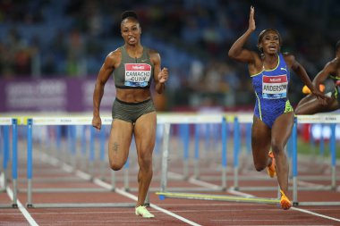 ROME, İtalya - 09.06.2022: CAMACHO-QUINN Jasmine (PUR) IAF Wanda Diamond League 'de 100 metre engelli kadınlar - Roma' daki Stadio Olimpico 'da Golden Gala toplantısı 2022. 