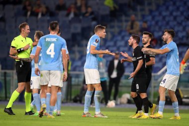 Roma, İtalya 13.10.2022: UEFA Avrupa Ligi 2022 / 2023 Grubu f, 4. gün, S.S. Lazio Sturm Graz 'a karşı Roma Olimpiyat Stadyumu' nda 13 Ekim 2022 tarihinde Sturm Graz ile yapılan protesto sırasında Sturm Graz ile Lazio 'nun temel protestosu