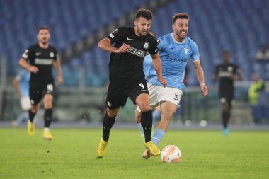 Roma, İtalya 13.10.2022: Sturm Graz 'dan Ajeti, UEFA Avrupa Ligi 2022 / 2023 Grup f, S.S. Lazio' nun 13 Ekim 2022 'de Roma' daki Olimpiyat Stadyumu 'nda Sturm Graz' a karşı açtığı davada Lazio 'lu Gila görevde.