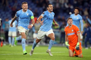 Roma, İtalya 13.10.2022: Lazio 'lu Pedro golü 2-1 attı ve UEFA Avrupa Ligi 2022 / 2023 Grup f, 4. gün, S.S. Lazio - Sturm Graz maçını 13 Ekim 2022' de Roma Olimpiyat Stadyumu 'nda kutladı.