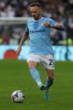 Roma, İtalya 16.10.2022: Lazeryalı Lazzari, 16 Ekim 2022 'de İtalya' nın başkenti Roma 'da oynanan Serie A karşılaşmasında SS Lazio ile Udinese Calcio arasında maç yapıyor..