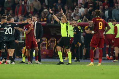 Roma, İtalya 23.10.2022: İtalya Futbol Şampiyonası Serie A 2022-2023, İtalya 'nın başkenti Roma' da bulunan Olimpiyat Stadyumu 'nda AS Romanlar ve Napoli Calcio arasında oynanan karşılaşma..
