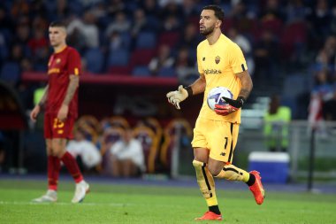 Roma, İtalya 23.10.2022: Rui pedro Patricio (AS ROMA) İtalyan futbol şampiyonası Serie A 2022-2023 sezonunda, AS Romanları Napoli Calcio 'ya karşı Roma Olimpiyat Stadyumu' nda oynanan karşılaşma..