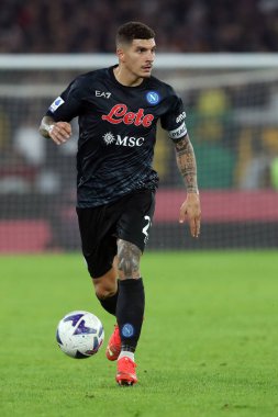 Roma, İtalya 23.10.2022: Giovanni Di Lorenzo (Napoli) İtalya 'nın başkenti Roma' daki Olimpiyat Stadyumu 'nda AS Romanlar ve Napoli Calcio arasında oynanan 2022-2023 sezonunda eylem halindedir..
