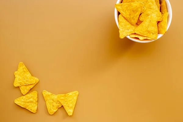 Mexicana comida nachos chips en bowl vista superior —  Fotos de Stock