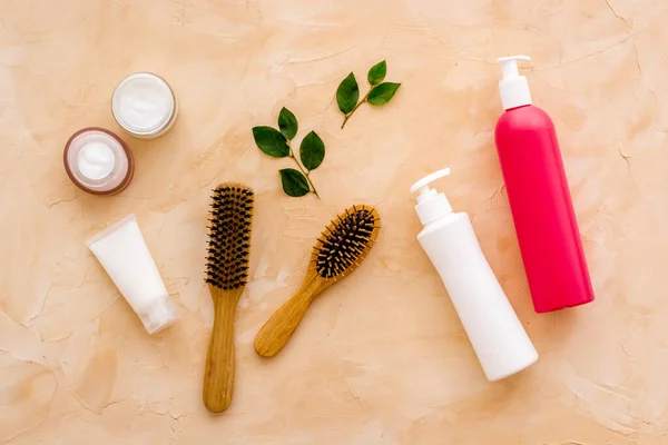 Σετ καλλυντικών προϊόντων περιποίησης μαλλιών για τη θεραπεία μαλλιών Εικόνα Αρχείου