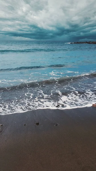 Avant Tempête Sur Plage Tenerife Mer Avec Des Nuages Photo — Photo