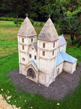 Mimari kilise inşa modeli, doğa geçmişi. Yüksek kalite fotoğraf
