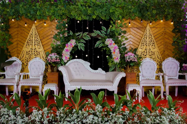 Свадебные Украшения Свадебный Фон Цветами Индонезийскими Украшениями — стоковое фото