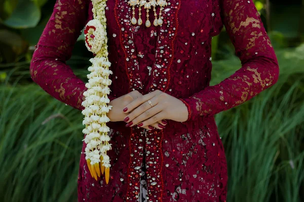 Indonesian Bride Accessories Wedding Dress — Stock Fotó