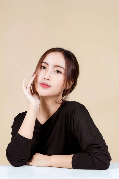 Beautiful Young Asian Woman Fresh Clean Skin Facial Care Facial — Foto Stock