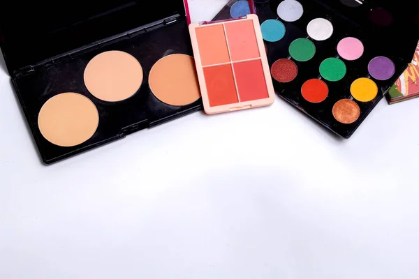 Mua Girly Concept Eyeshadow Palette White Background Makeup Brush White — Stock Photo, Image