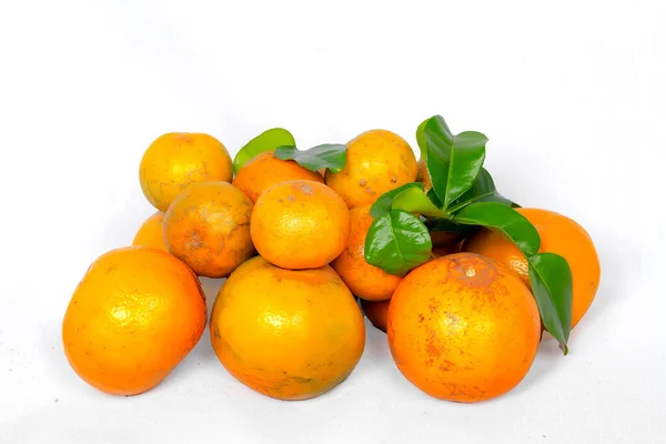 Fresh Orange Leaves Isolated White Cloth Background — Stock Photo, Image