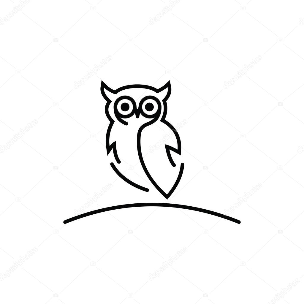 Owl vector logo design illustration. Owl logo. Owl icon on white background.