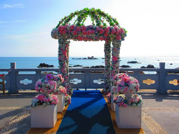 Sanya is renown as a popular travel destination that many newlyweds in China head to after jumping the broom. Beaches, palm trees, water activities, great weather...what else could you ask for?