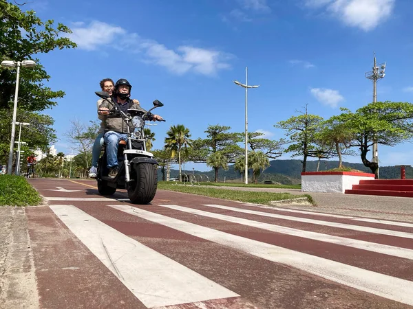 Santos Brazil August 2022 Goo Electric Motorcycle Bike Path Beachfront — Foto Stock