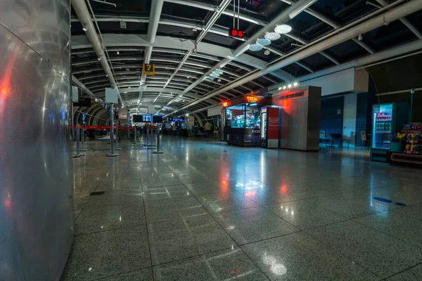 巴西里约热内卢Santos Dumont机场 2022年5月25日 7号门离境区 — 图库照片#
