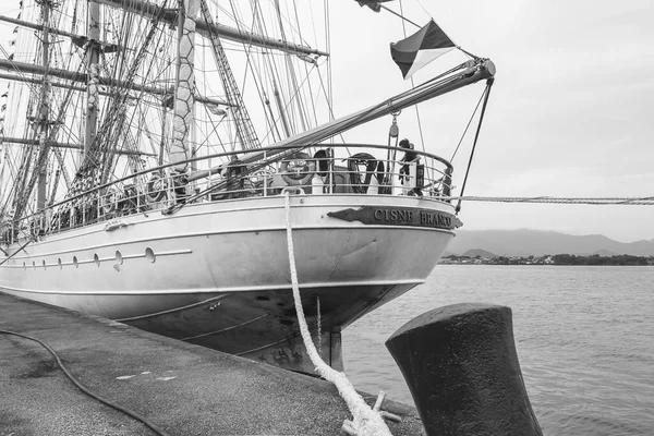 White Swan Cisne Branco Sailboat Brazilian Navy Tied Bollard Pier — Stock Photo, Image