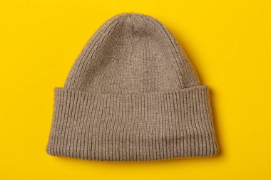 Açık kahverengi bir Fasulye Şapka