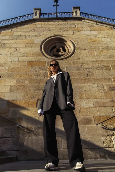 Low Angle View Trendy African American Woman Sunglasses Oversize Suit — 图库照片