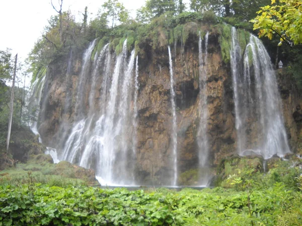 Wide Waterfall Plitvice Lakes — Stock Fotó