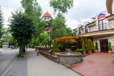 1908 'de mimar Otto Walter Kukkuk tarafından inşa edilen Svetlogorsk' taki Su Gücü Kulesi. Kaliningrad, Rusya. 2 Eylül 2021 .