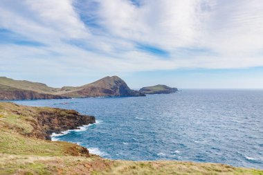 Portekiz 'in Madeira Adası' ndaki Ponta do Buraco manzarası