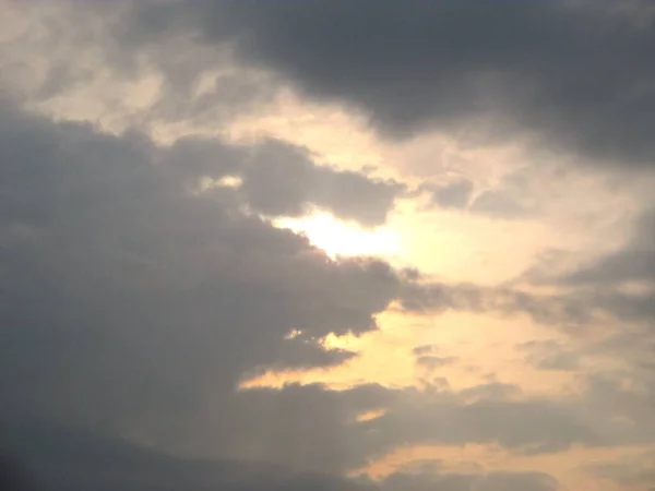 dark sky cloud on a rainy day