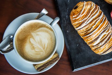 close up of fresh coffee , closeup