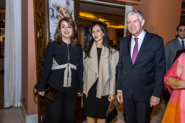 Birleşmiş Milletler Uyuşturucu ve Suç Bürosu İcra Direktörü Dr. Ghada Waly 'nin editör fotoğrafı. Fotoğraf, yüzeysel alan derinliğiyle seçici bir odak noktasıdır. Kahire Mısır 'da çekildi - 10 Aralık 2015