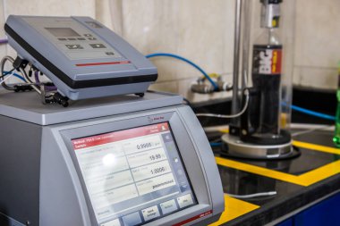 Big Cola Laboratuvarı için editör fotoğrafı, seçici odak noktası sığ alan derinliği. Fotoğraflar 21 Ocak 2016 'da Kahire Mısır' da çekildi