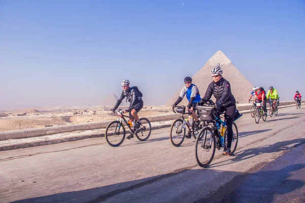 Tour Afrique Bicycles Ride Cairo Cape Town Shooting Cairo Egypt — стокове фото