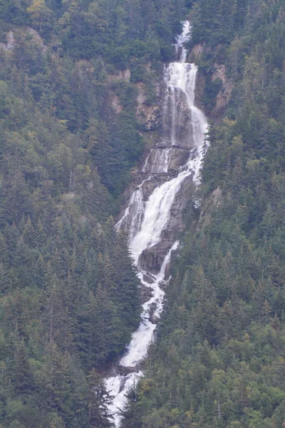 Glacial River Water Fall Mountains — Stockfoto
