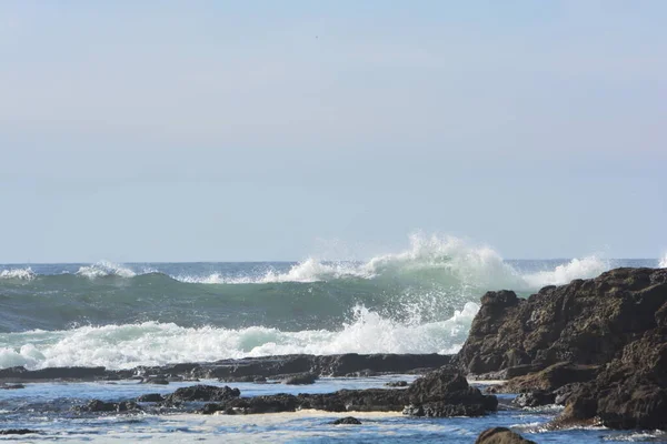 Violent Surf Victoria Coast — Photo