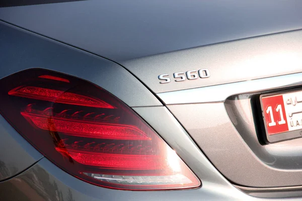 Uae Dubai Οκτόμπερ 2022 Mercedes 560 Γκρίζο Χρώμα Benz Πίσω — Φωτογραφία Αρχείου