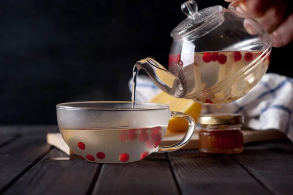 Черный Горячий Имбирный Чай — стоковое фото
