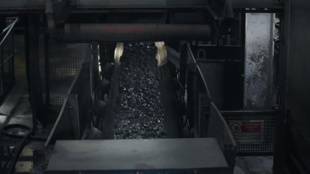 Руда Рухається Вздовж Заводської Лінії Єкт Переробки Руд Видобуток Руди — стокове відео