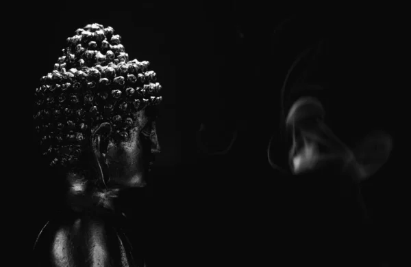 Buddha Face Right Side Incense Smoke Dark Background — Foto de Stock