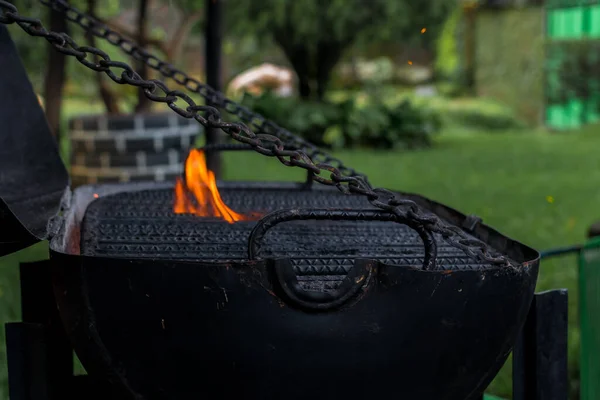 Lighting Charcoal Make Roast Beef Grill Fire — 图库照片