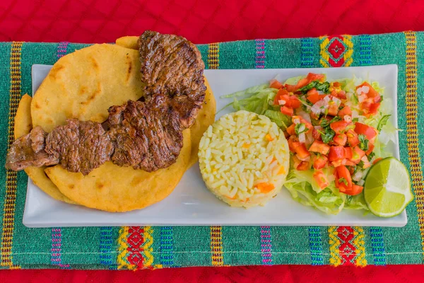 Typical Salvadoran Dish Roast Beef Rice Chirmol Pupusas — Stock Photo, Image