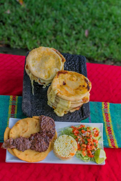 Typical Salvadoran Dish Cheese Pupusas Cabbage Tomato Sauce Rice Corn — Zdjęcie stockowe